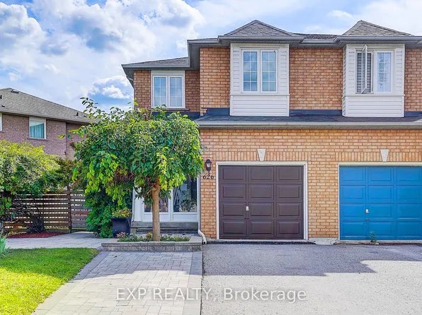 626 Walpole Cres, Newmarket, ON L3X 2B4