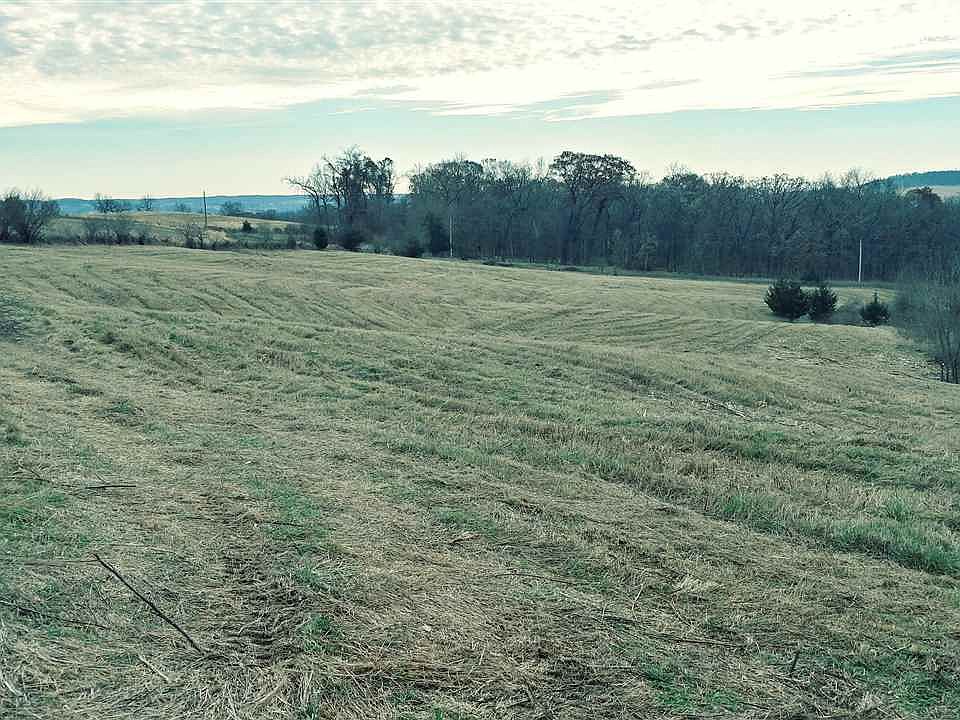1st image of 321 S Clark Ln