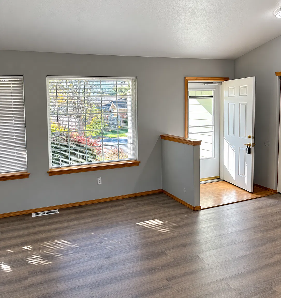 3 bed, 1240 sqft, $2,675 — Photo 3