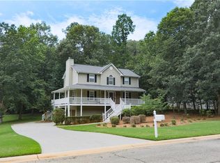 89 Paul Cir, Jasper, GA 30143