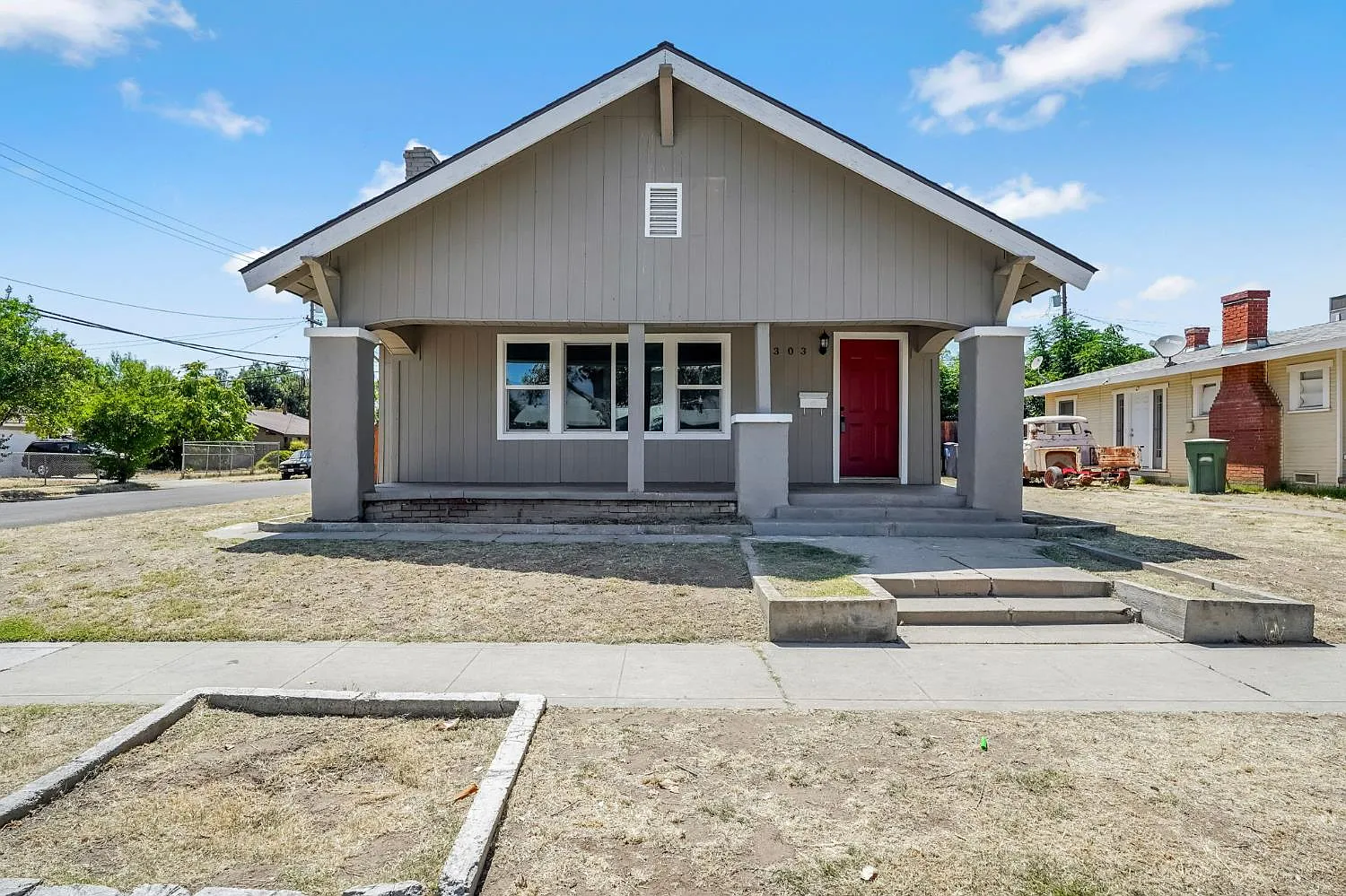 1303 N Calaveras St photo 1