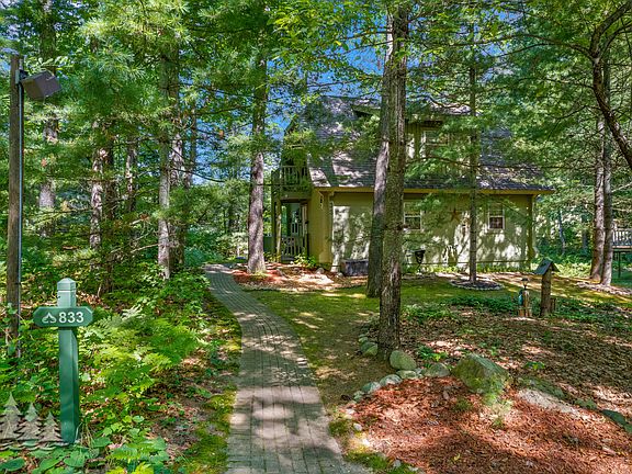 2nd image of 833 Golf Cottage Dr