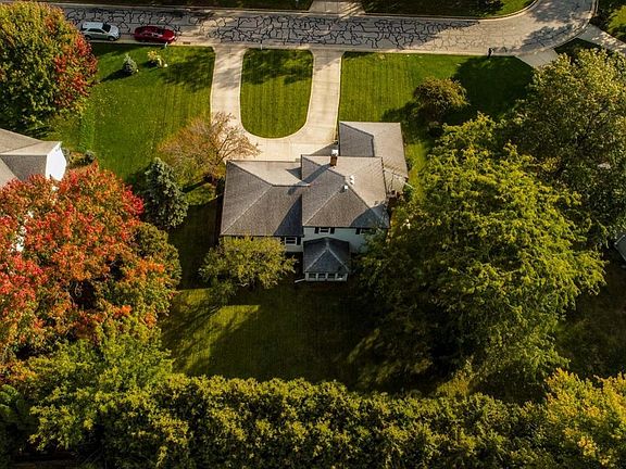 2nd image of 3105 James Ave