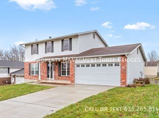 434 Tailor Ln, O'Fallon, MO 63368