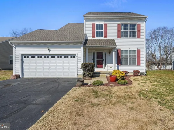 62 Queen Anne Ct, Dover, DE 19901