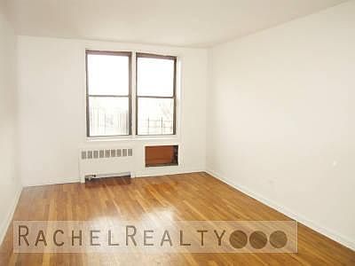3rd image of 3950 Blackstone Ave APT 4A