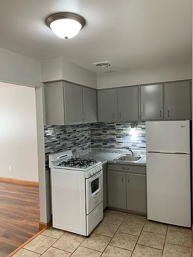 Eastside Farwell Apartments Photo 1