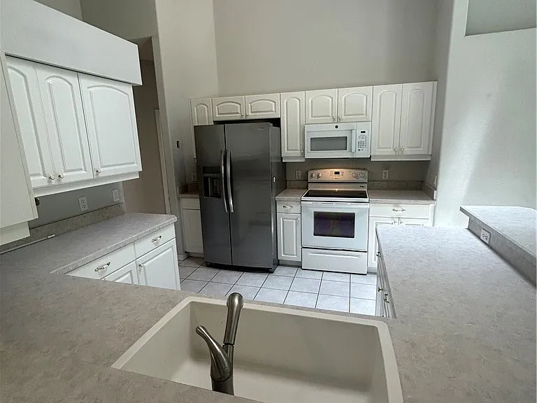 2675 N Canterbury Lake Dr — Photo 7