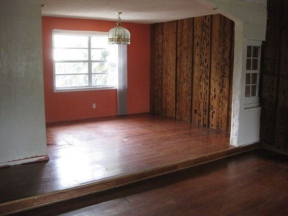 5th image of 8204 SW 20th St