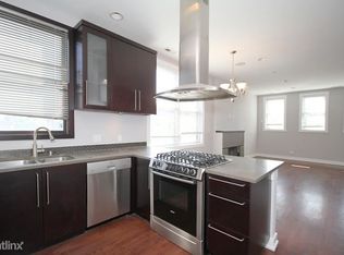 3039 N Sheffield Ave FRNT 1, Chicago, IL 60657