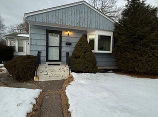 30 Twin Brook Road, Hamden, CT 06514