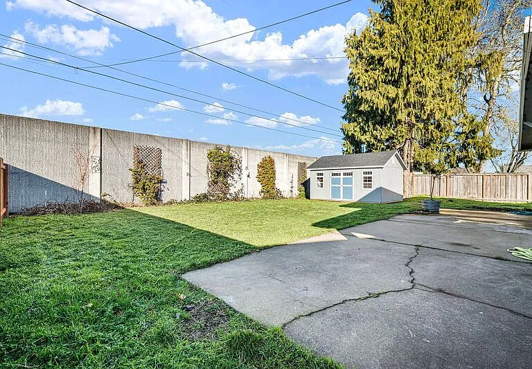 2577 Elysium Ave — Photo 54