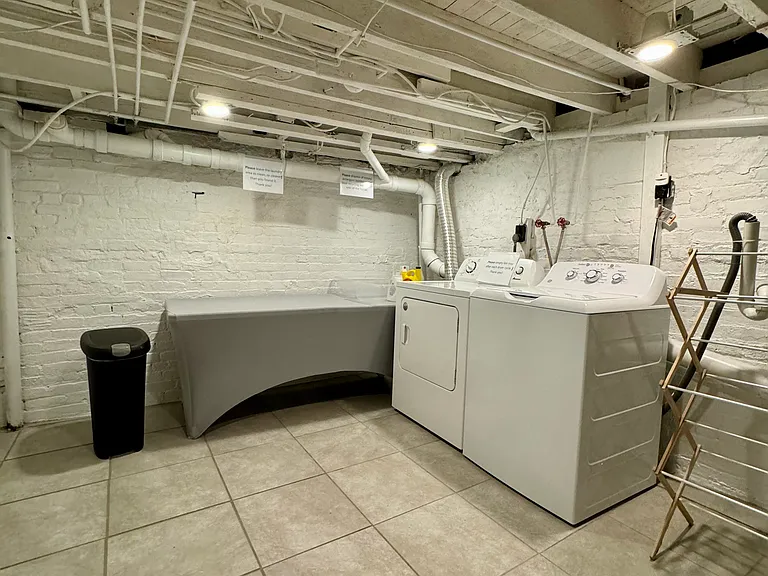 13 Grant St #1 — Photo 12