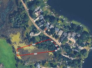 18742 Pellett Dr, Fenton, MI 48430