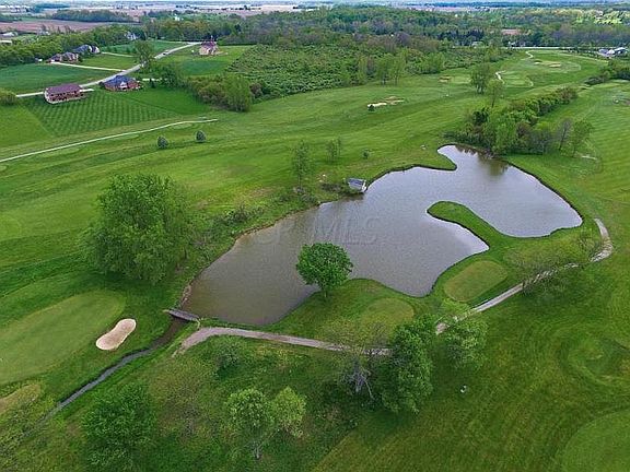 4th image of 50 Clubhouse Dr