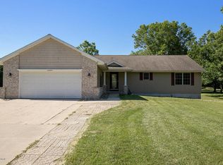 23975 Almy Rd, Howard City, MI 49329
