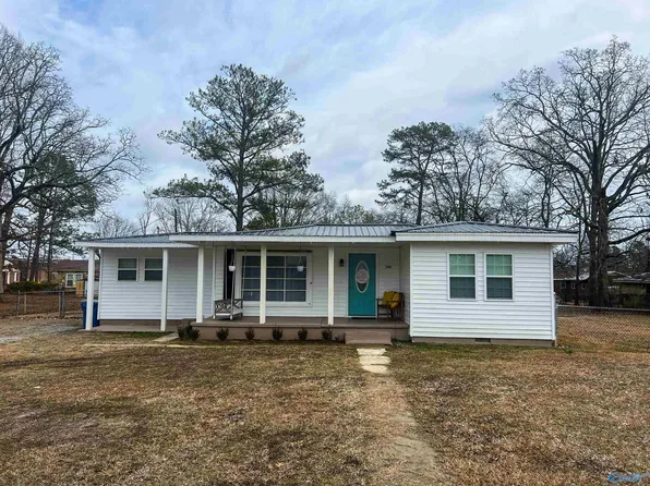 208 Wood Ave SE, Attalla, AL 35954
