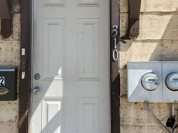 310 N 7th St APT A, Lebanon, PA 17046