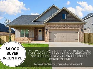 1906 Ferguson St, Pea Ridge, AR 72751