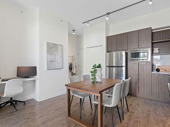 5th image of 555 Foster Ave #408