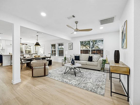 5th image of 1413 Thistle Cir