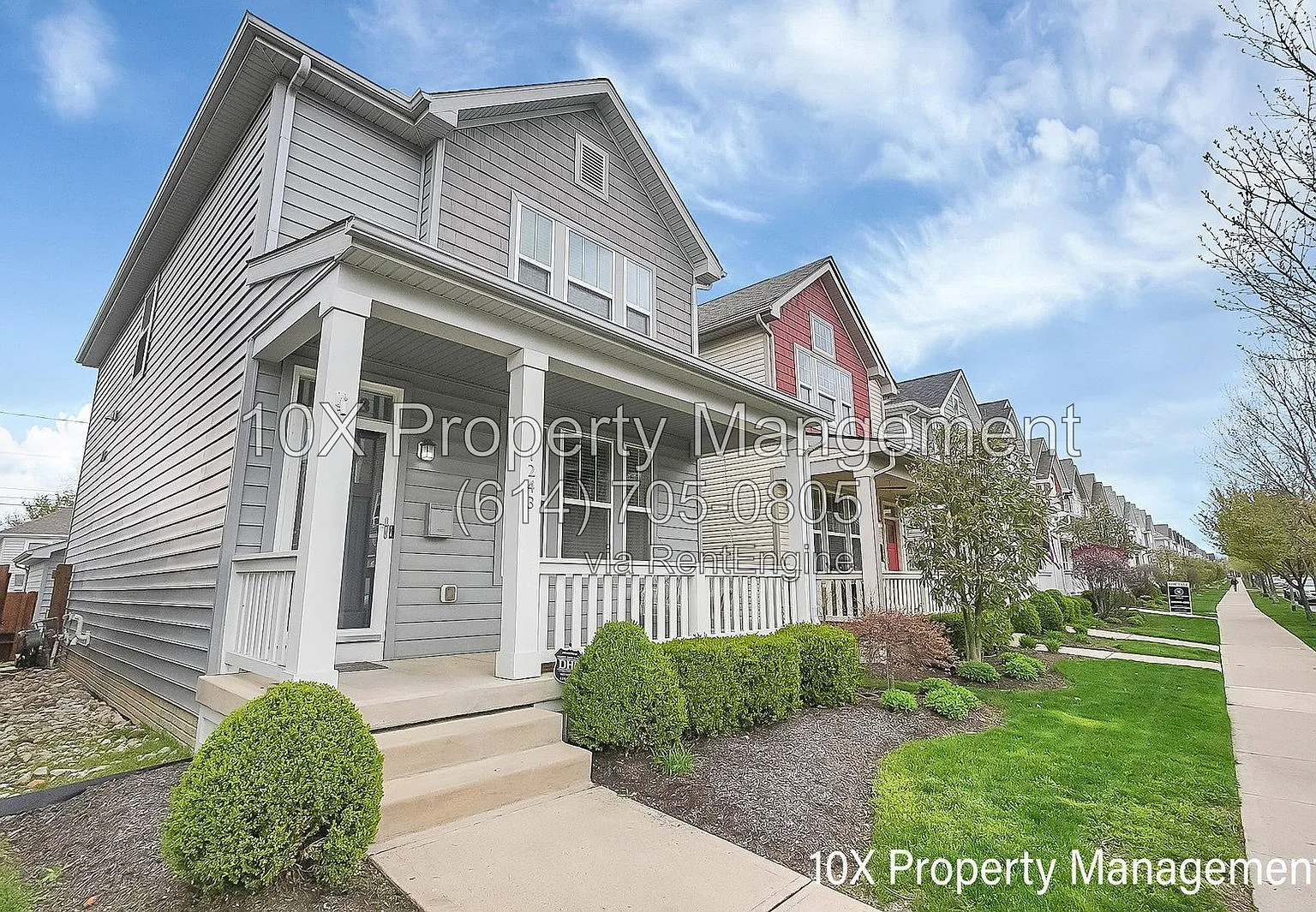 3 bed, 3.5 bath, 1595 sqft, $3,200 — Photo 3