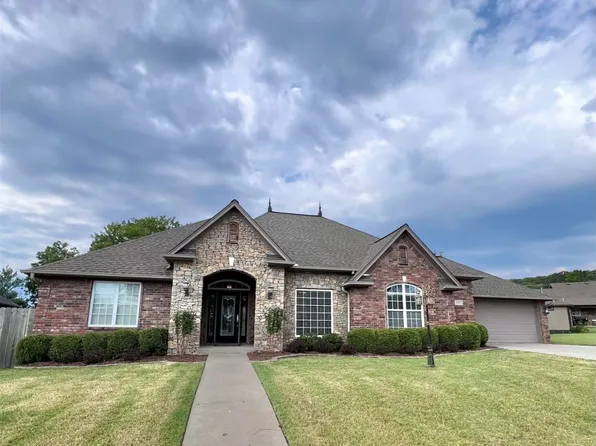 675 Richmond Cir, Tahlequah, OK 74464