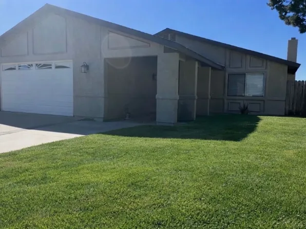 1020 W McElhaney Ave, Santa Maria, CA 93458