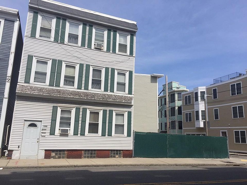 2nd image of 126 D St