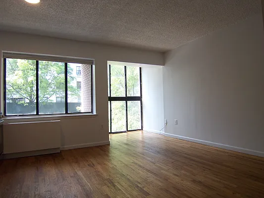 Rented by Oxford Property Group | media 27