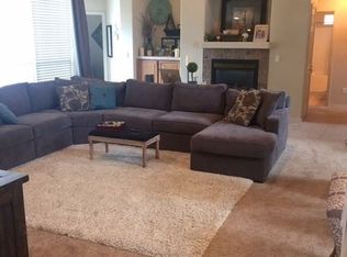 520 Meadow Hills Dr, Richland, WA