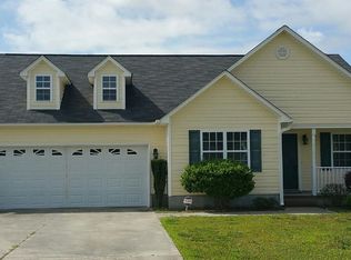 117 Goldie Ln, Beulaville, NC 28518