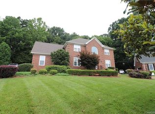 5966 Rathlin Ct NW, Concord, NC 28027