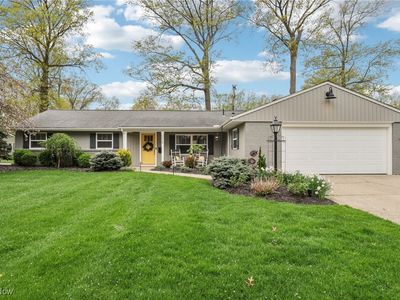 228 Parkwood Ave, Avon Lake, OH, 44012