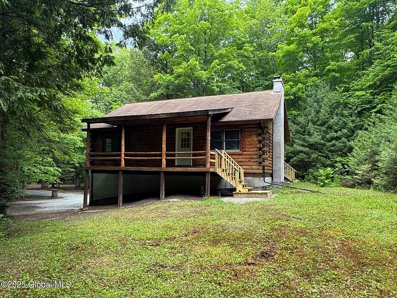 2nd image of 356 River Road