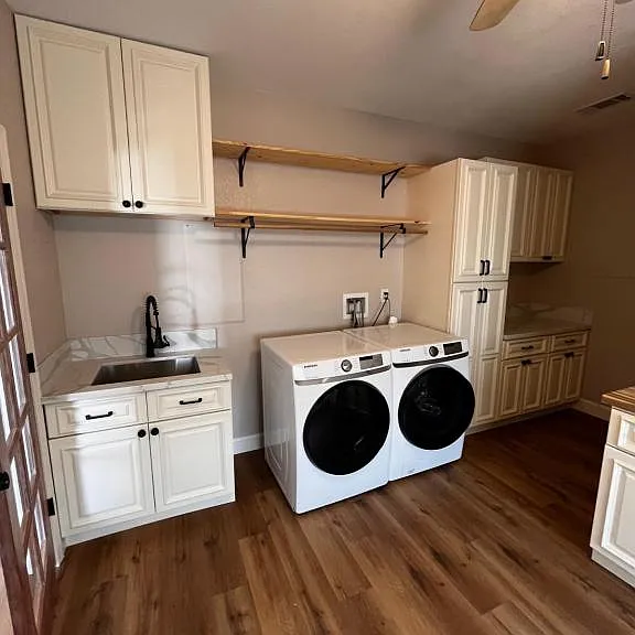 4421 Stetson Ave — Photo 16