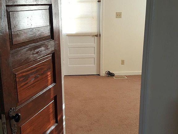 3rd image of 3235 Bach Ave #1