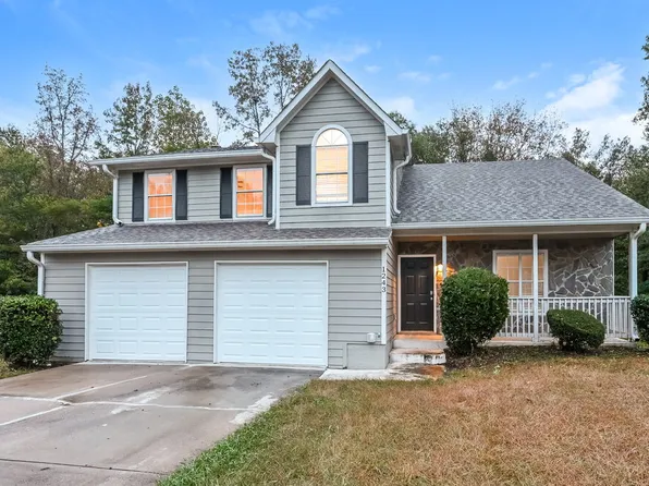 1243 Shady Brook Ct, Hampton, GA 30228