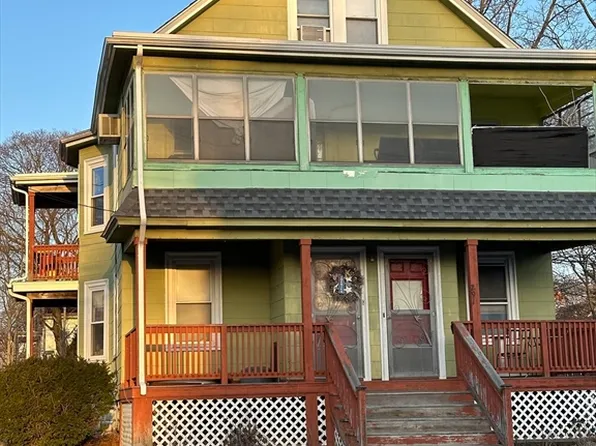 291 Primrose St, Haverhill, MA 01830