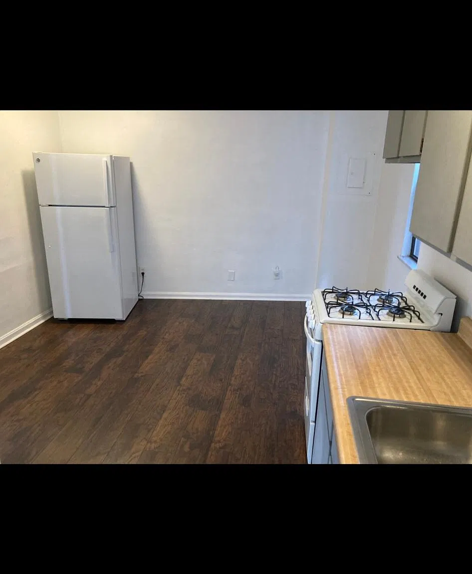 403 Semple St — Photo 1