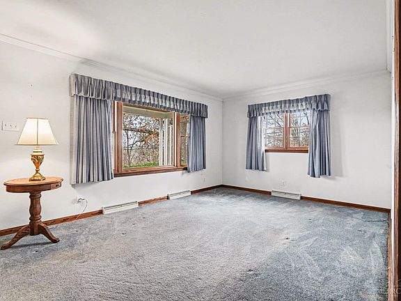 3rd image of 9568 Mount Nebo Rd