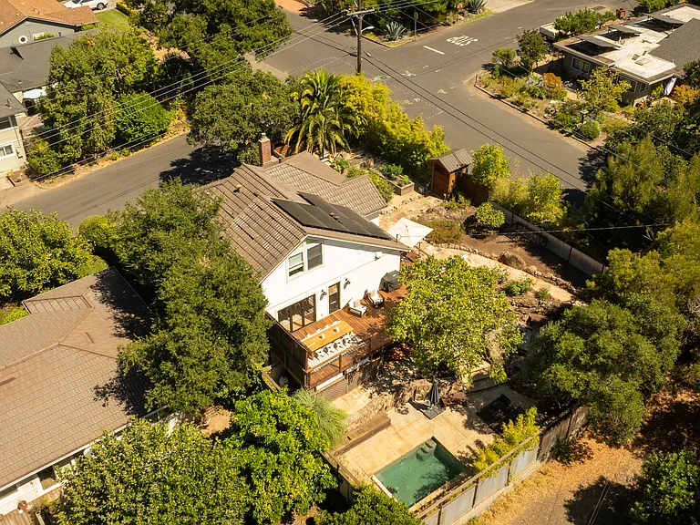 1028 Summit Ave #A — Photo 67