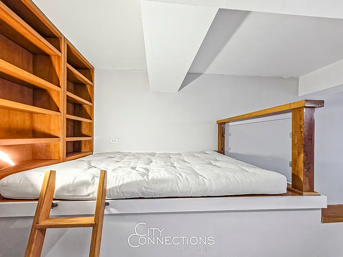 310 E 46th St #4C — Photo 8