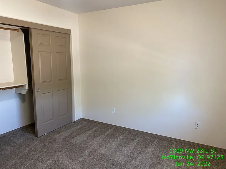 1809 NW 23rd St — Photo 18