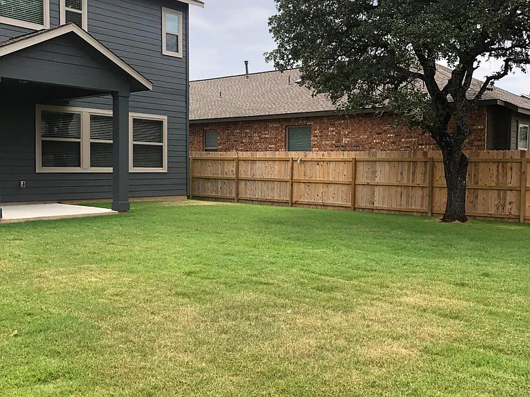 2313 Upchurch St — Photo 23