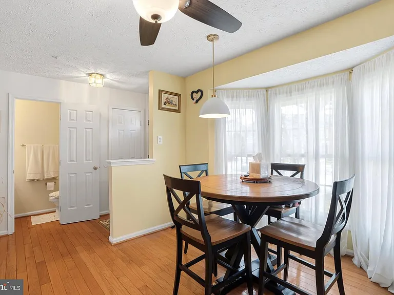 8016 Brightlight Pl — Photo 9