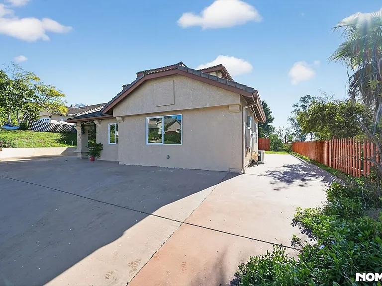 337 Apollo Dr #B — Photo 9