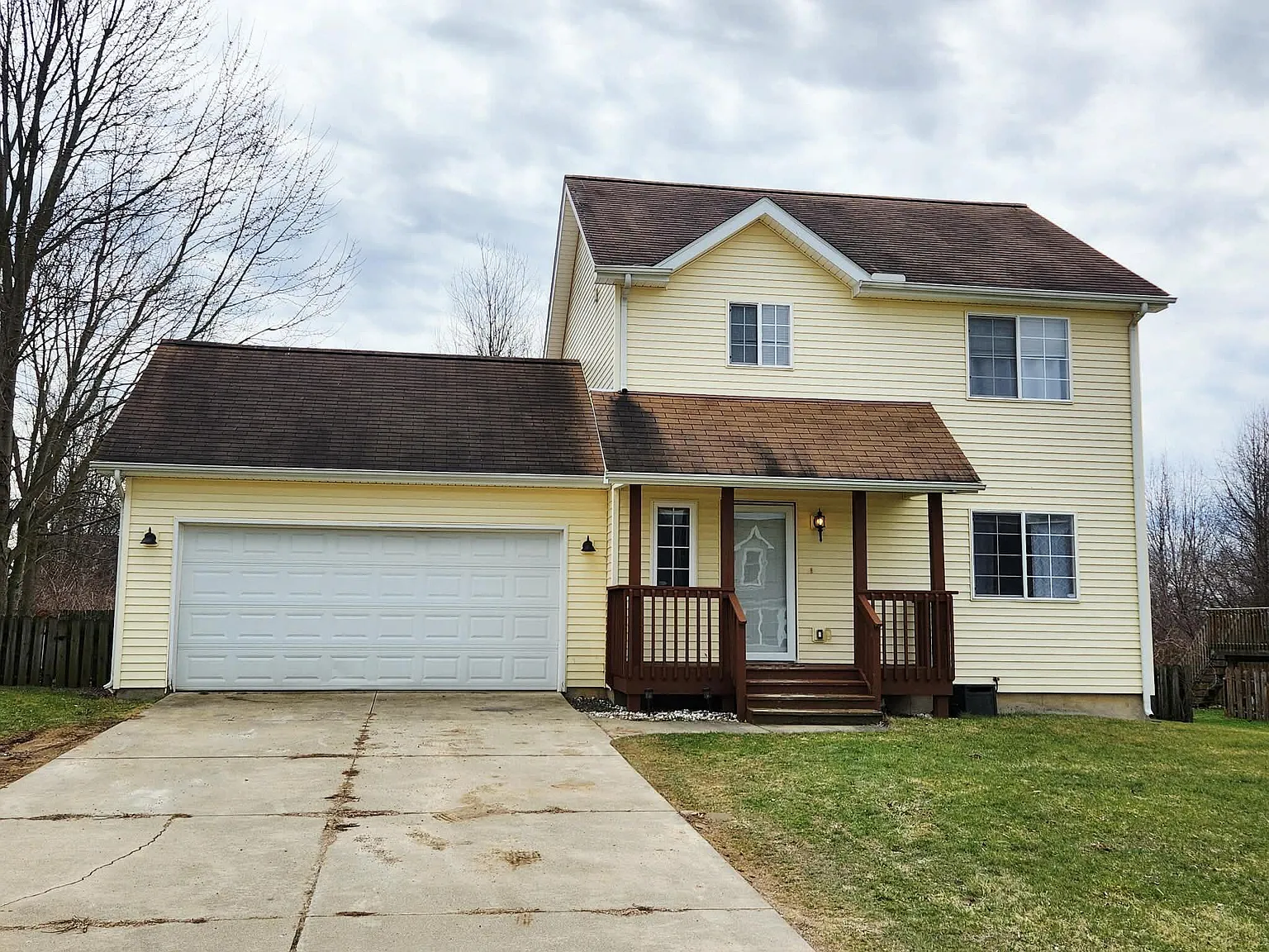 8257 Lockerbie Dr photo 1