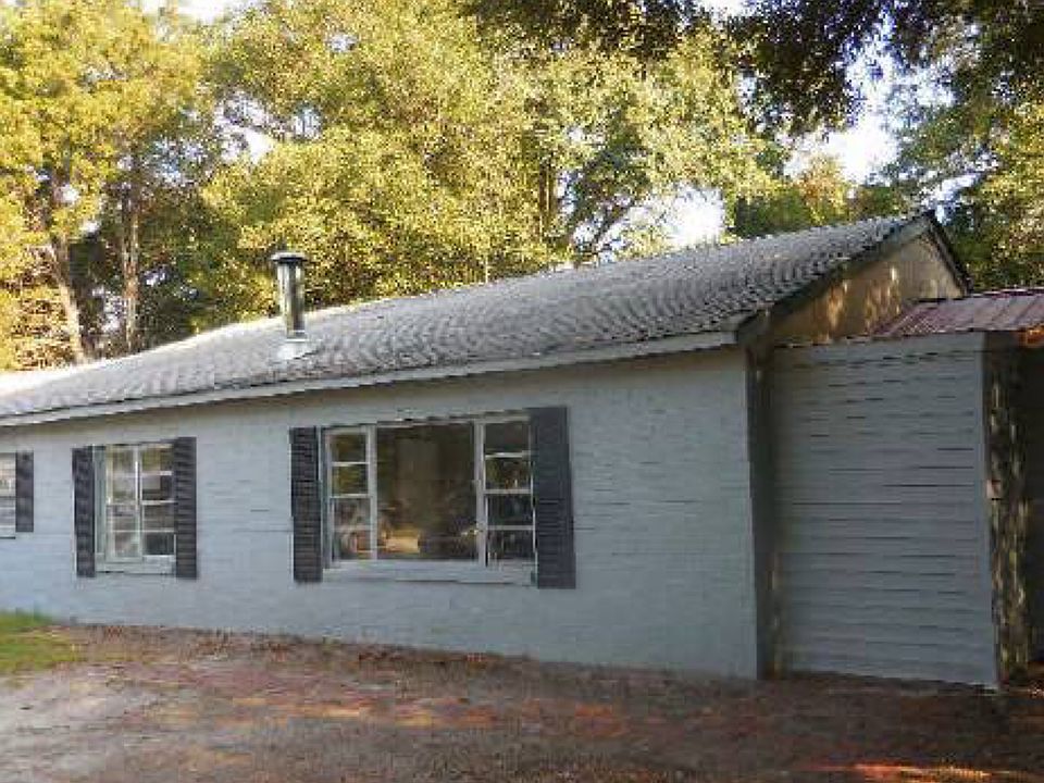 Exterior (front)
