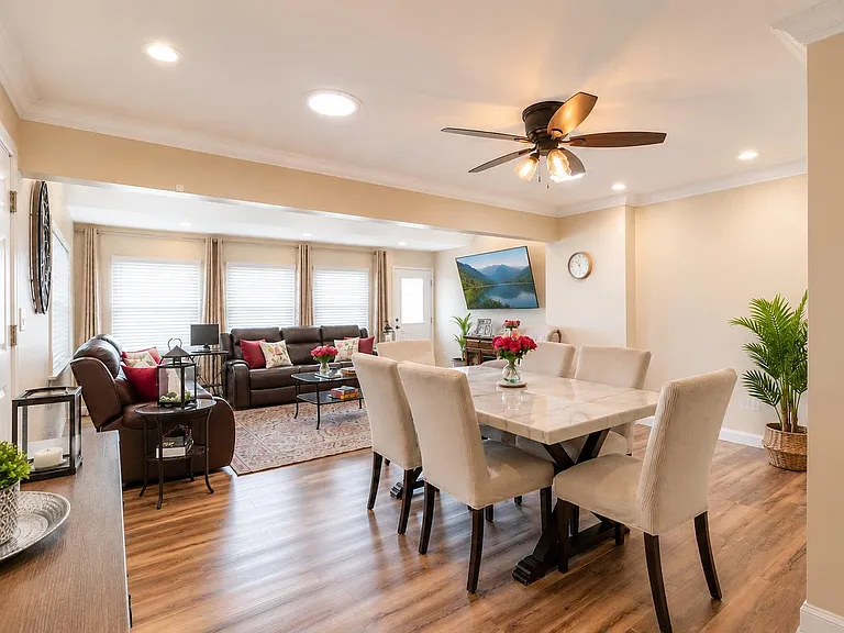 Cypress Ln W — Photo 14